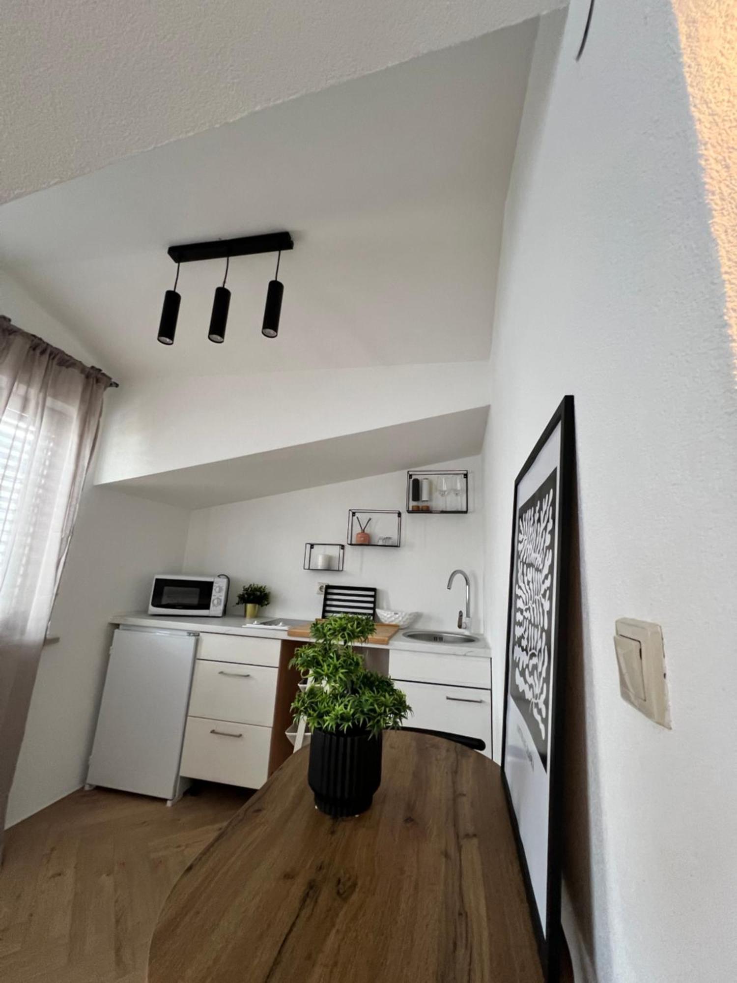 Apartmani Stanic 希杰·弗朗吉卡 外观 照片